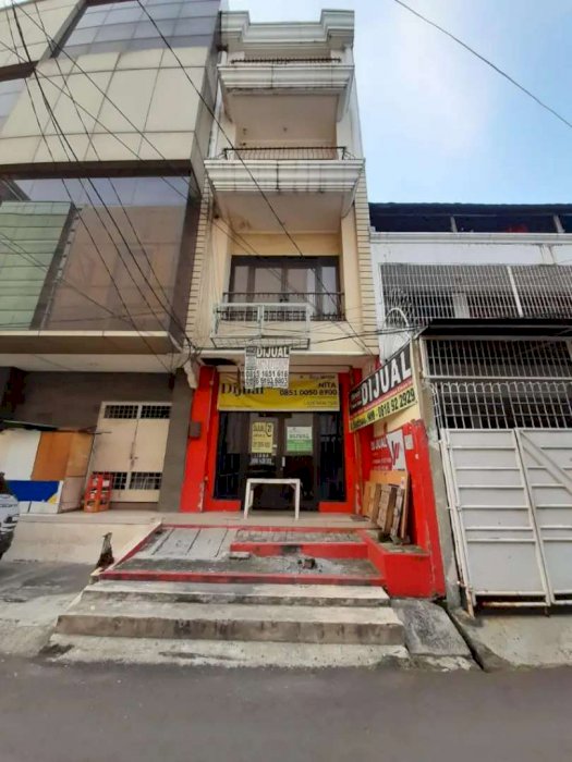 DIJUAL RUKO DI TANJUNG DUREN DALAM LOKASI DEKAT JALAN BESAR