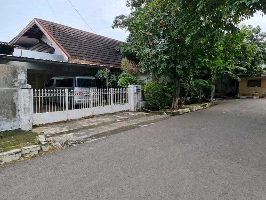 Rumah 2 lnt lebar 20m dan rmh lama