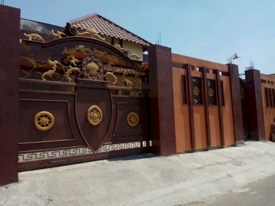 Rumah Mewah Style Eropa Classic