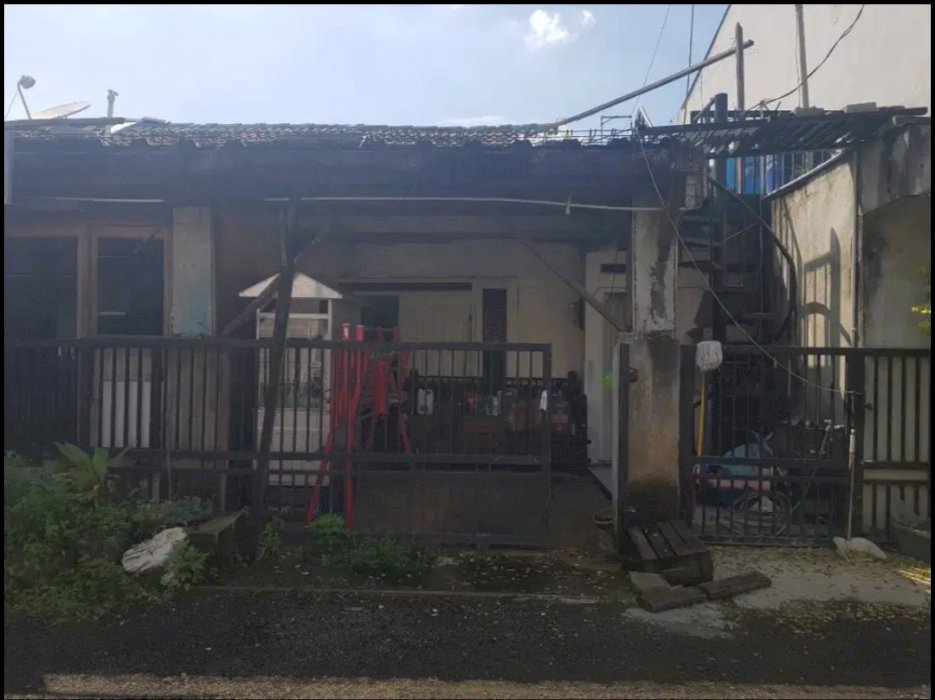 Lokasi strategis dekat dengan Tol Bekasi Barat