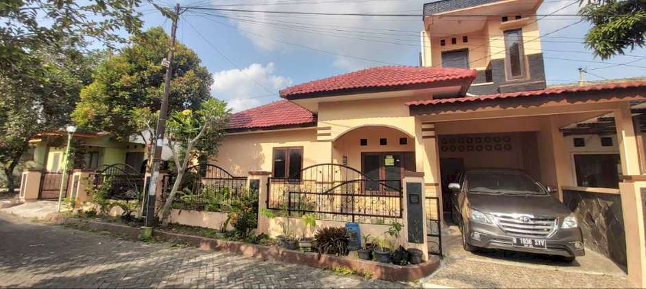 Butuh Uang Rumah Asri Cantik Dekat Sleman City Hall Jl Gito Gati