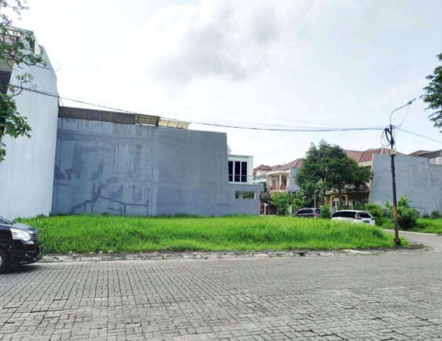 Kavling  hoek di Villa Permata Gadiing luas 20x21 420m2 Kelapa Gading Jakarta Utara