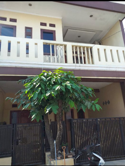 Jual rumah 2 lantai di cikarang