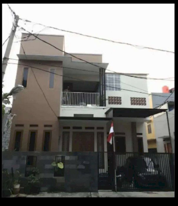 Dua lantai kembang larangan