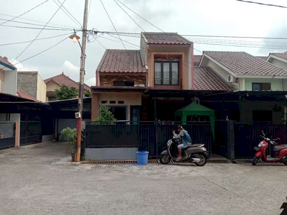 Dua lantI kavling Deplu Kreo