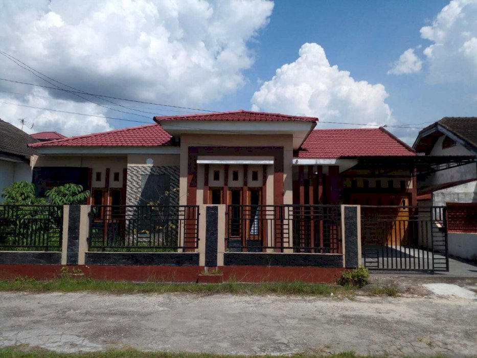 Rumah minimalis di Jln . Sekolah dekat pasar Rumbai ( Pku ) Rumbai Rumbai,