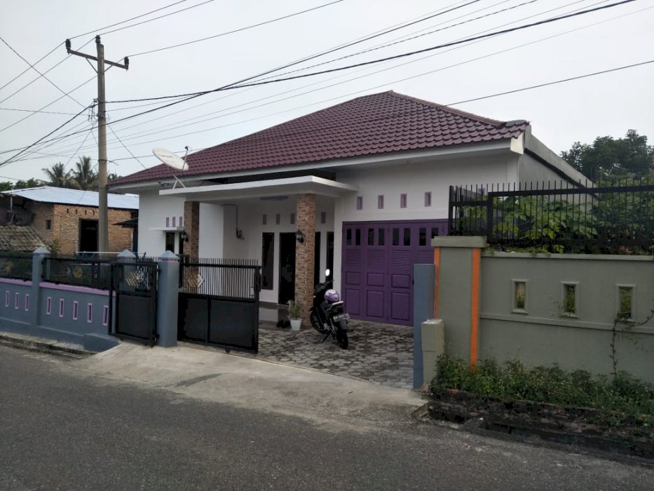 Rumah Minimalis Jln . Kelapa sawit - Harapan Raya