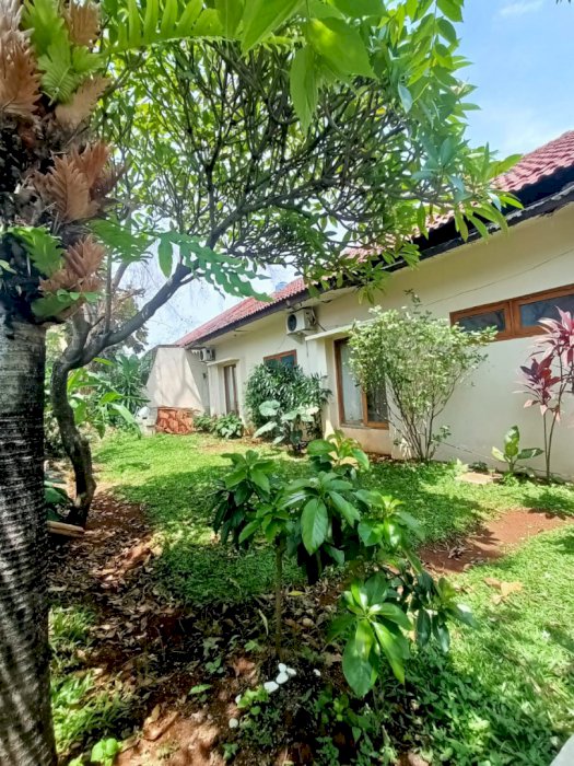 RUMAH KEMANG HUNIAN DALAM KOMPLEK AREA STRATEGIS JAKARTA SELATAN