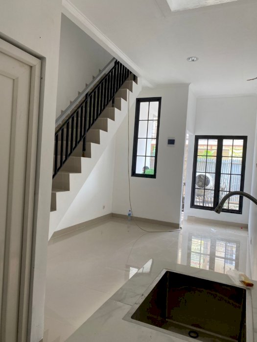 Dijual Cepat Rumah Cluster Minimalist AYALIS RESIDENCE Menteng, Jakarta Pusat