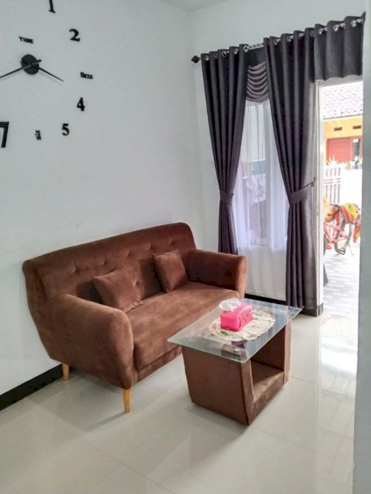 Jual rumah plus furniture.. Bonus mobil