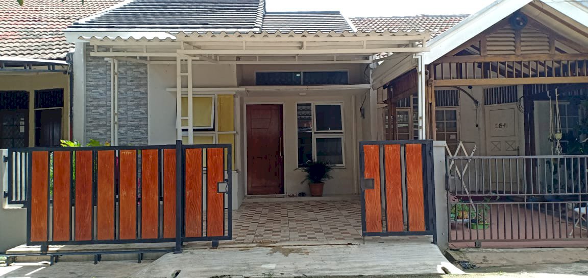 Rumah baru minimalis dalam komplek di Pamulang Tangsel