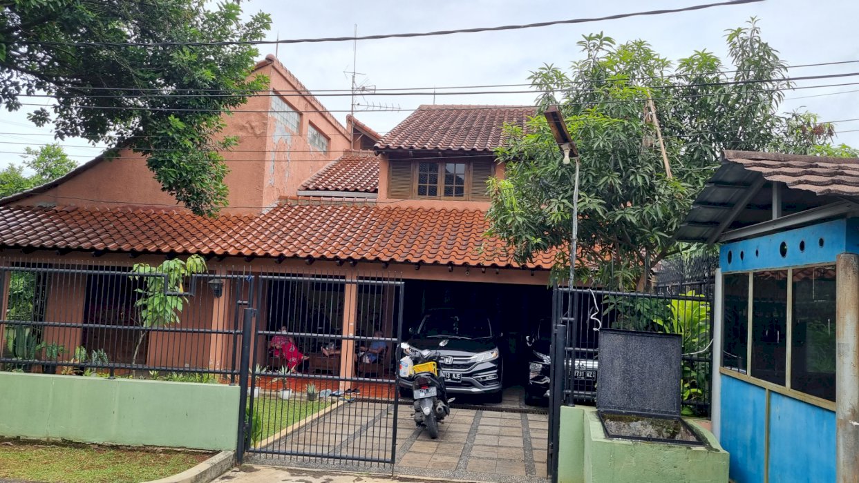 RUMAH HOOK DI WITANA HARJA COUNTRY ESTATE PAMULANG
