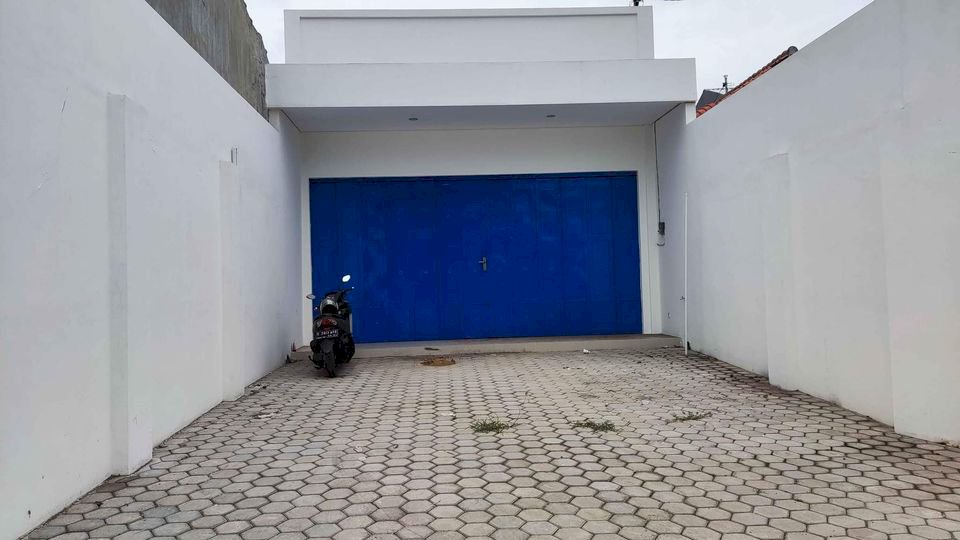 Rumah toko strategis pinggir jalan raya