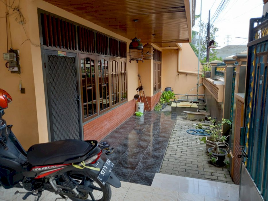 JUAL CEPAT RUMAH 1,5 LANTAI SURABAYA TIMUR