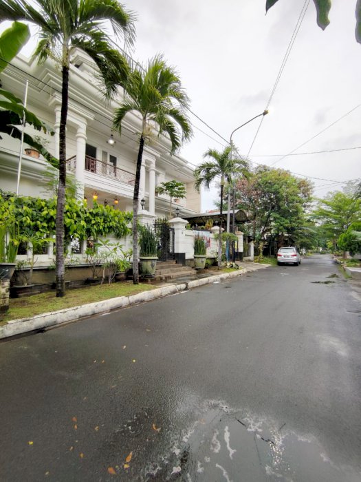 Dijual Rumah Secondary Siap Huni Bangunan Classic Di Pulomas Jakarta