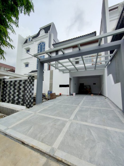 Rumah Baru Dalam Proses Finishing Lokasi Strategis Jalan Lebar Di Cempaka Putih Jakarta Pusat.