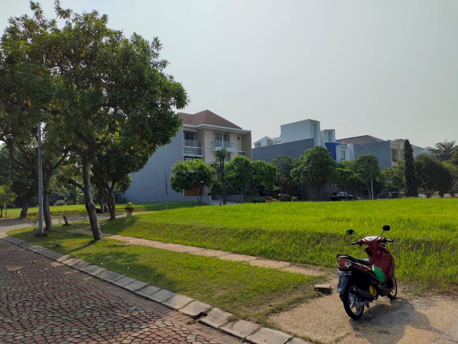 Tanah di Lotus - PIK