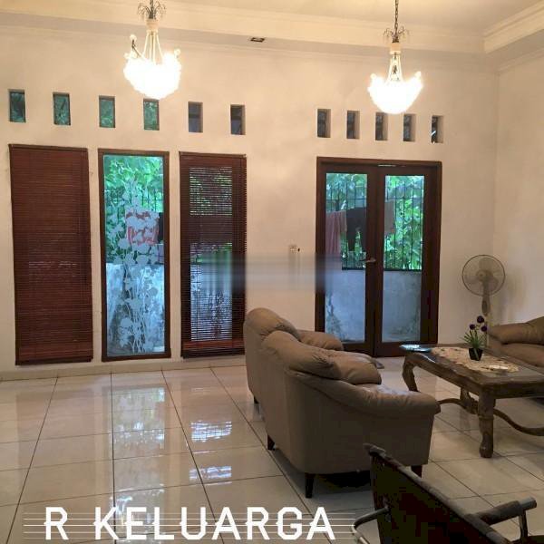Rumah di Jl Mediterania Permata Raya, Srengseg, Kembangan