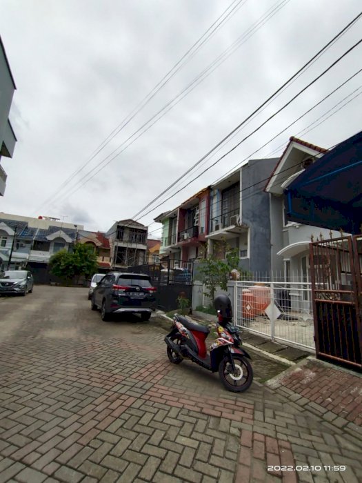 Disewa Cepat Rumah Taman Surya 5