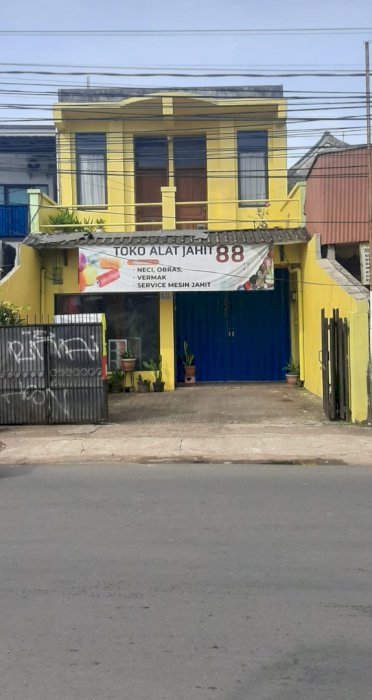 Dijual Rumah Tinggal + Ruang usaha di Rempoa Ciputat Tangerang Selatan