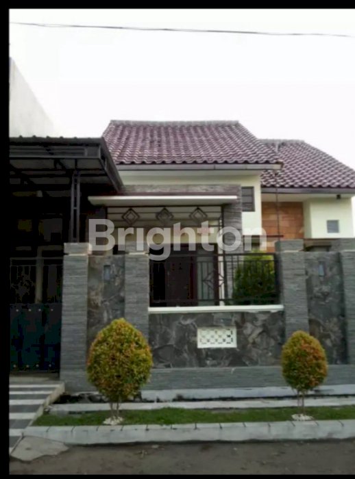 RUMAH GRIYA INTAN ASRI MRICAN