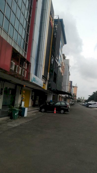 Disewa Ruko Hadap Jalan Besar Mutiara Palem