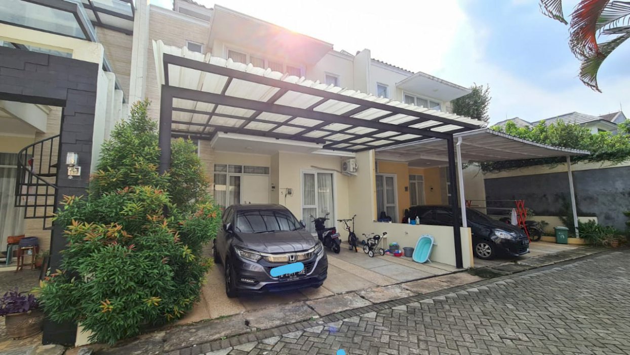 Dijual Rumah 2 Lantai Semi Furnished, Puri Kencana 2 Kebagusan