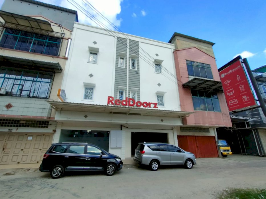 di jual home stay jl.nangka komplek nangka permai omset bersih 40 jt perbulan,