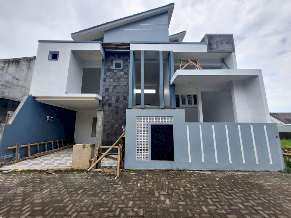 Promo!! Termurah Dikelasnya! Hunian Aman & Nyaman SHM Split di Oro-Oro Ombo