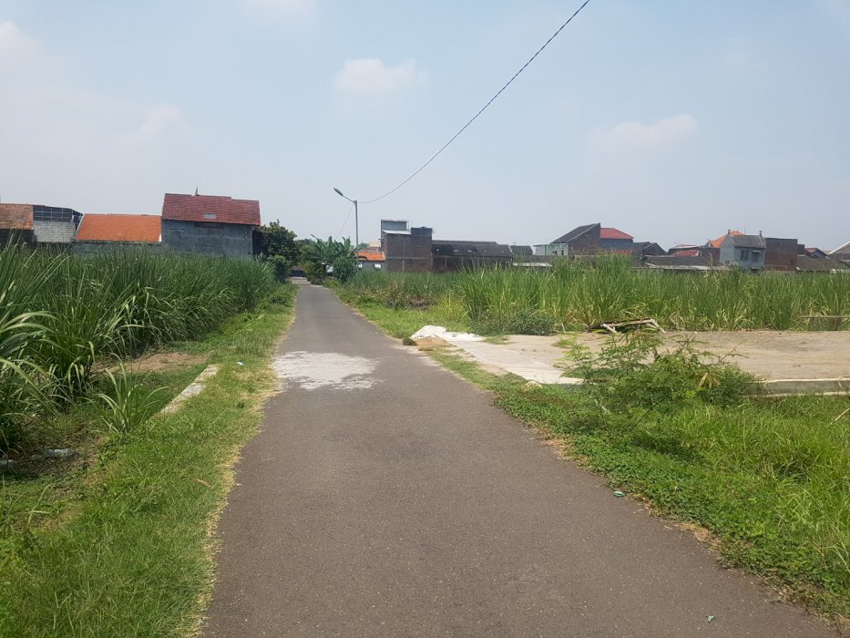 Jual murah tanah di lingkungan perumahan