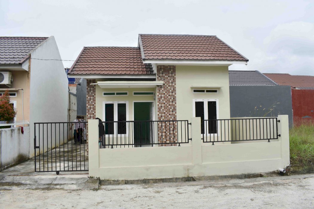 DIJUAL RUMAH CLUSTER IDAMAN DI SEPUTARAN JL.PESANTREN HARAPAN RAYA KOTA PEKANBARU