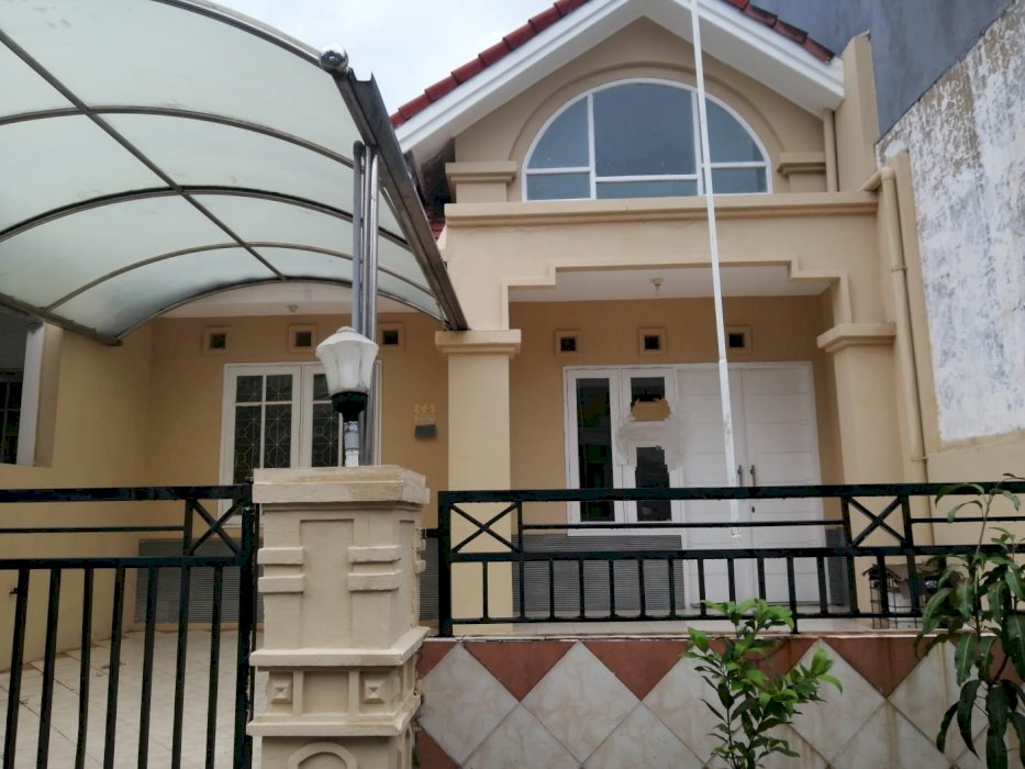 Rumah Taman Mutiara Pakuwon City Surabaya