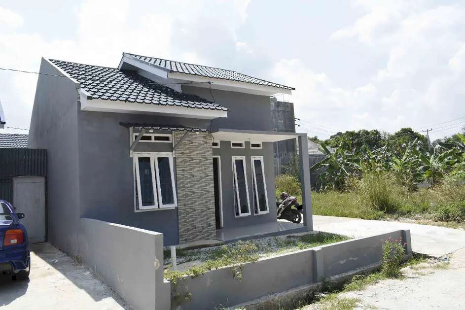 DIJUAL RUMAH SECOND DEKAT JALAN BUKIT BARISAN
