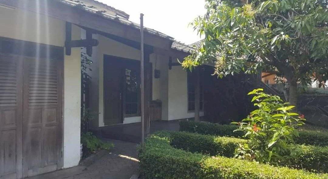 DIJUAL RUMAH CLASSIC BANDUNG