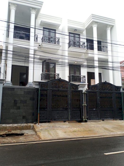 Dijual Rumah Bergaya Modern 3LT Di Cempaka Putih