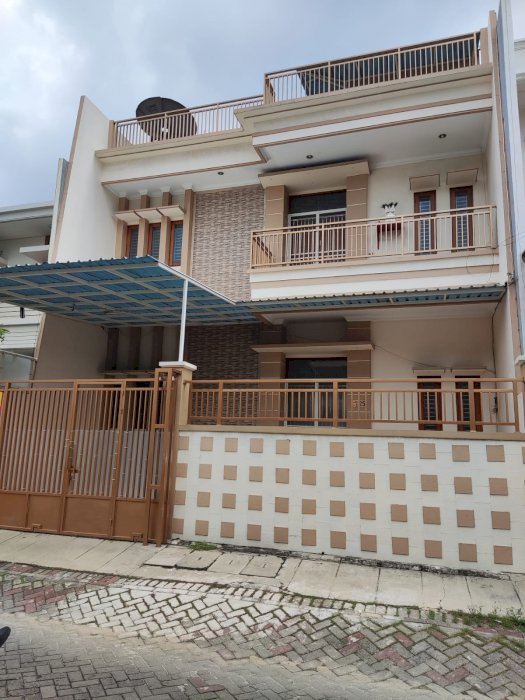 Rumah dijual taman palem lestari