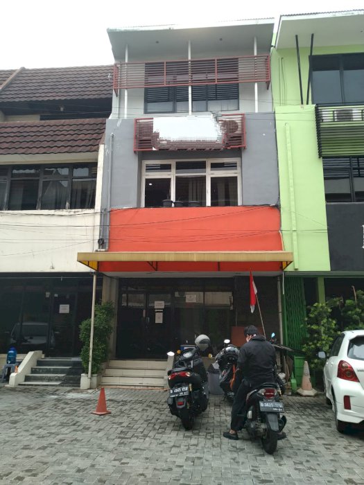 Ruko kebayoran centre