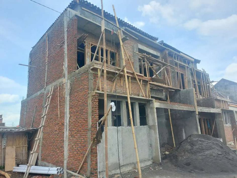 Rumah gagah kokoh dijual solo baru pondok grogol dr oen indriati 780jt