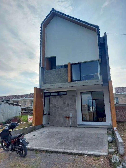 Rumah urban tropis dijual solo purbayan gentan baki al aqsho 700 juta