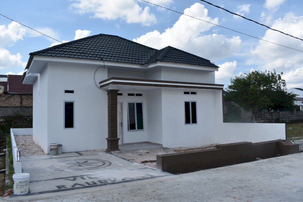 PERUMAHAN TAMAN RAYA RAUDHA DI JALAN DELIMA