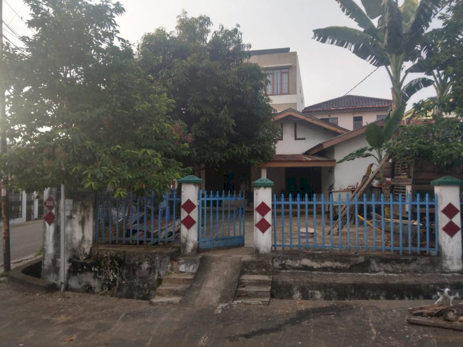 rumah strategis di hook