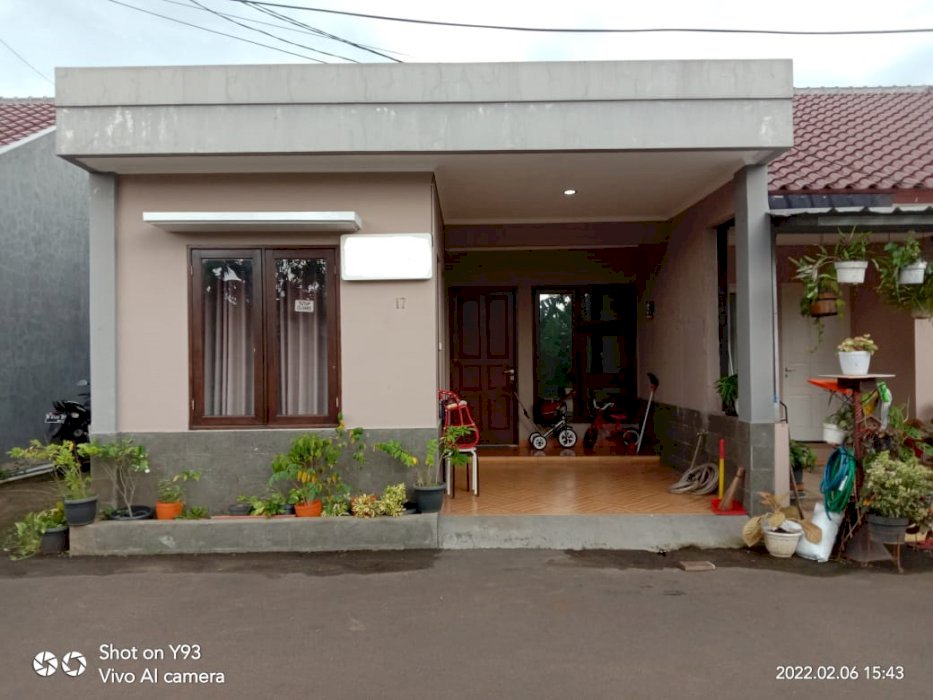 Dijual Rumah Secondary Siap Huni Di Jatiwaringin Area Jakarta Timur.