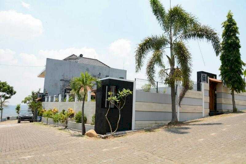 Dijual Rumah View Laut dan Gunung di Kota Semarang FULL FURNISHED