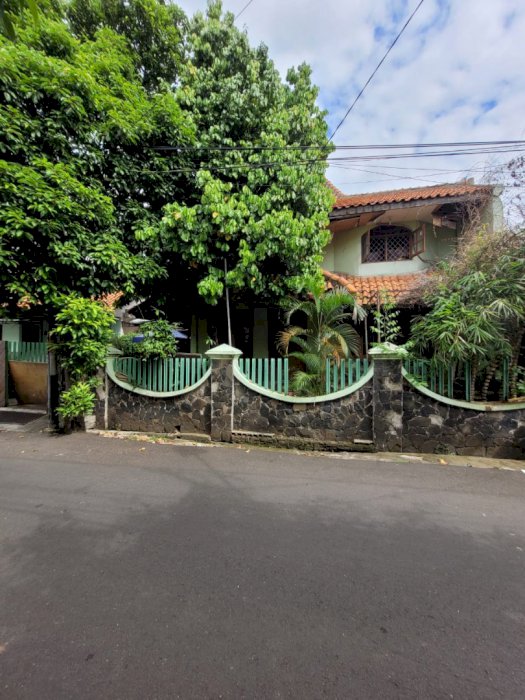 Dijual Tanah Bonus Rumah Di Pondok Bambu Duren Sawit Jakarta Timur.