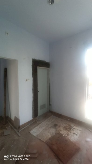 RUMAH 2 LANTAI DI POROS JALAN BAROMBONG 082388557778