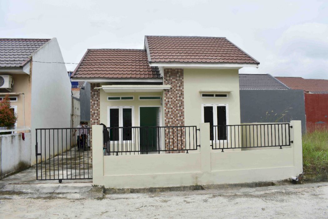 RUMAH TYPE 48/108 SIAP HUNI DI JALAN PESANTREN HARAPAN RAYA jl pesantren,