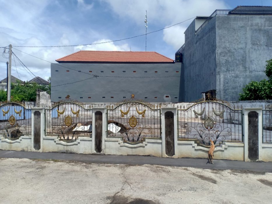 DI JUAL TANAH KOSONG AREA TAMAN BARUNA SEMIYAK