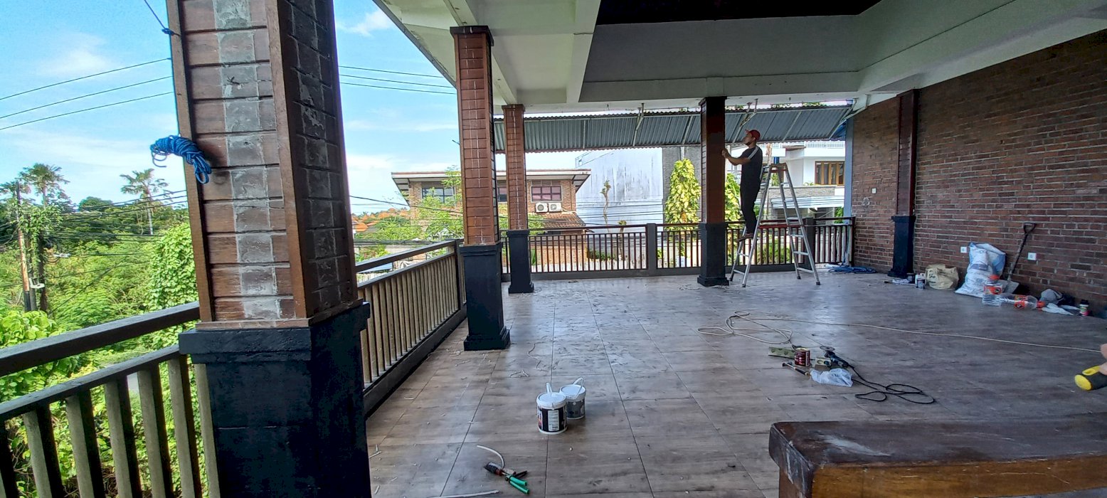 Shop 2 Levels for Rent in Canggu walking distance to the Beach