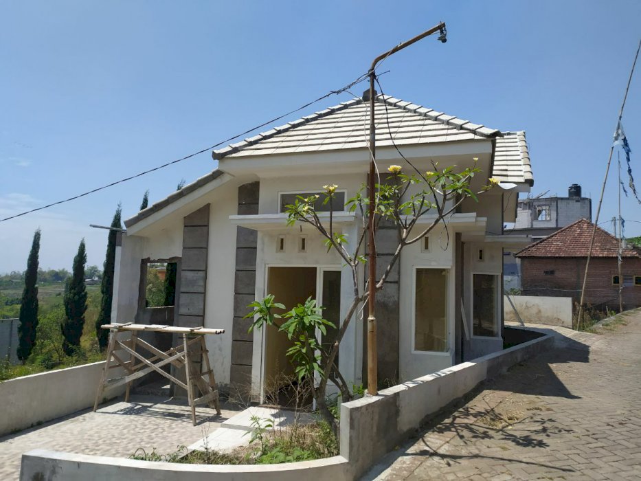 DIJUAL CEPAT, VILLA SISIR BATU 850 JUTAAN CUKUP TEBUS 575 JUTA