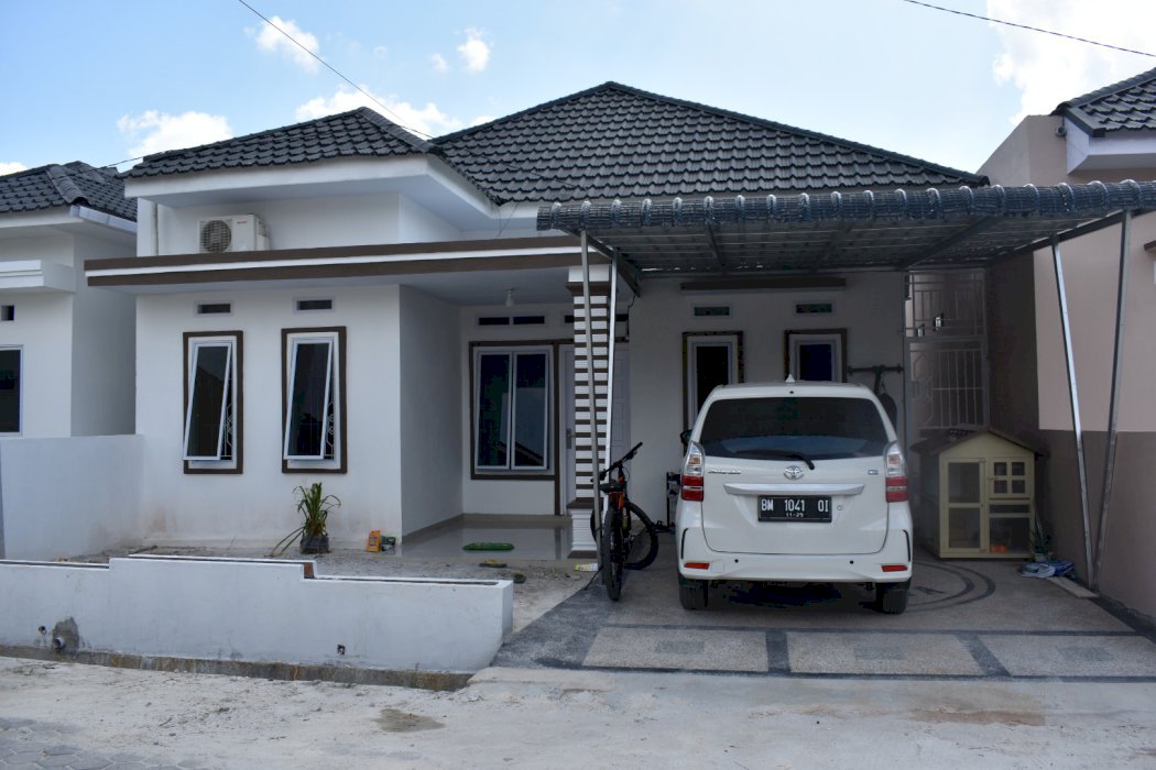 PERUMAHAN TIPE 54 LUAS TANAH 180 DENGAN 3 KAMAR TIDUR KOMPLEK CLUSTER